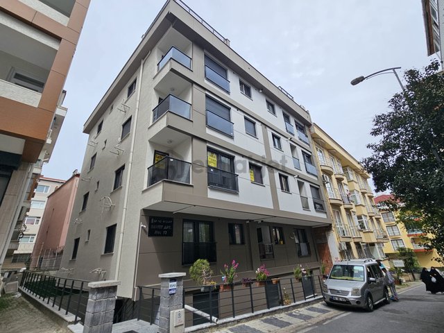 Üsküdar Libadiyede Merkezi Konumda, Yeni Binada, Boş 1+1 Daire Üsküdar Libadiyede Merkezi Konumda, Yeni Binada, Boş 1+1 Daire