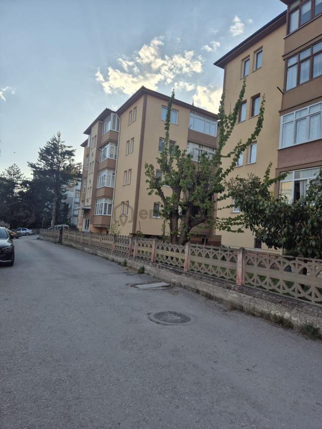 Safranbolu Yeni Mah. Şehir Merkezinde Satılık 3+1 Daire 5