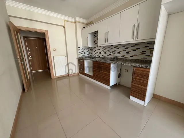 Deha Emlak`tan Kiralık 3+1 Daire Çukurçayır Aklıfe 3 Sitesi 3