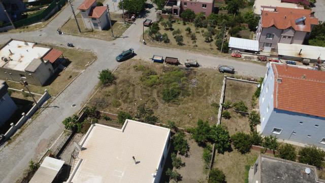 Çaltılıderede 429m2 Satılık 4 Kat İmarlı Arsa 3