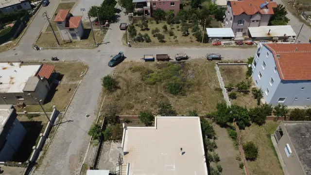 Çaltılıderede 429m2 Satılık 4 Kat İmarlı Arsa 4