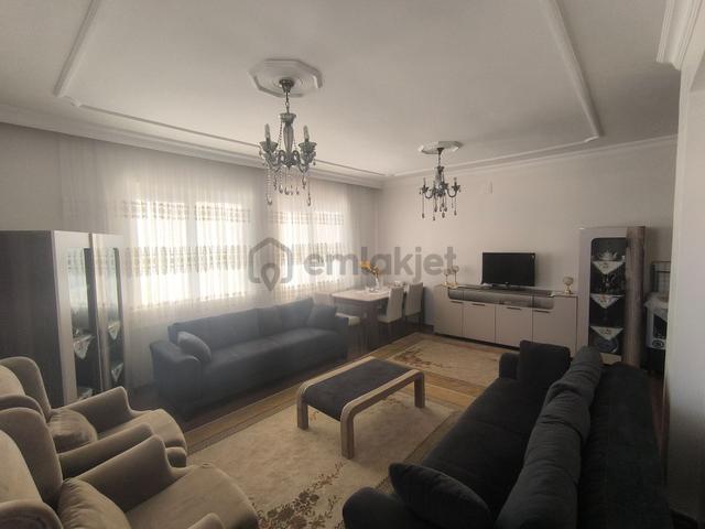 Adıyaman Cumhuriyette 3. Ç. Yolu Üzeri Satılık 4+1 Ferah Daire 4