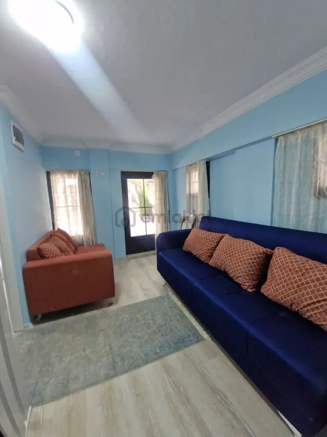 Acil Yatırıma Uygun Merkezi Konumda 50 M² Giriş Kat 3