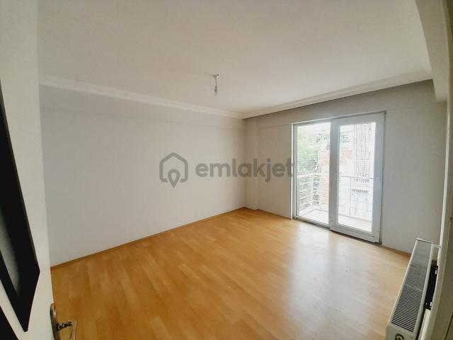 Kaan Emlak İstiklal Şubesinden Hacıkaplanlarda 2+1 Kiralık Daire 3
