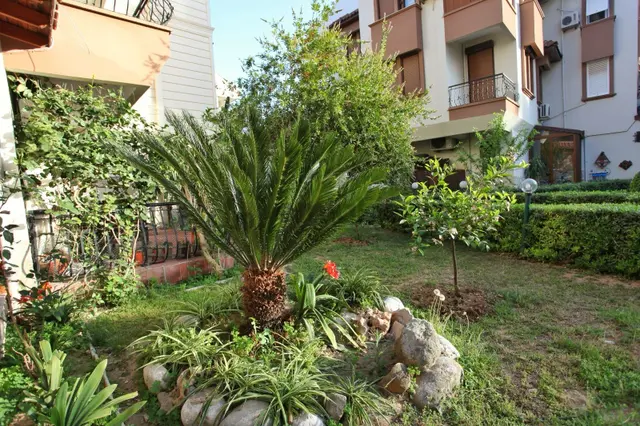 Önder Sağlam Dan Lara Güzeloba Da Satılık 5+2 Villa 2
