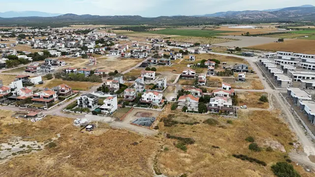 C21 Loca'dan Deniz Manzaralı Villa İmarlı Satılık Arsa 3
