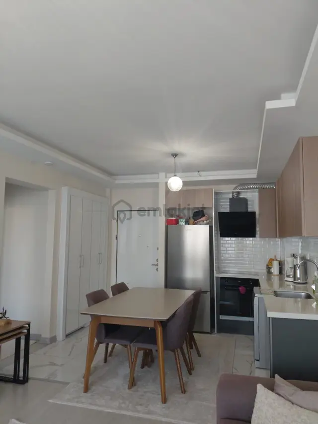 Hastane Yakını Giyinme Odalı 70 M2 2+1 Kiralık Daire 3