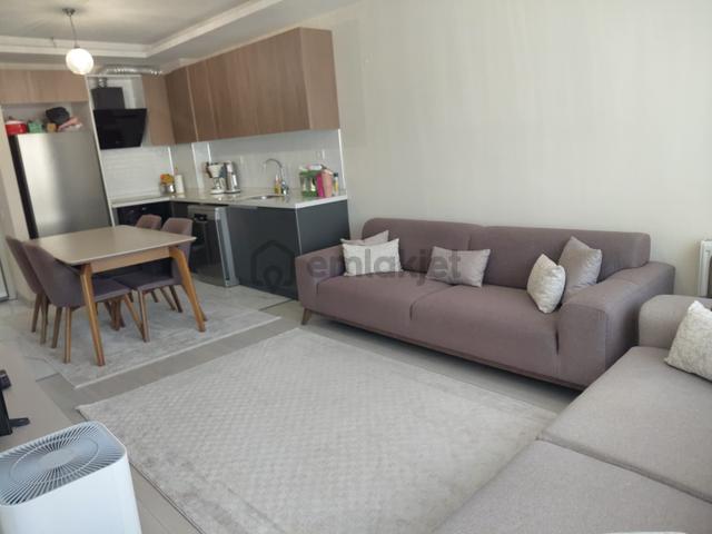 Hastane Yakını Giyinme Odalı 70 M2 2+1 Kiralık Daire
