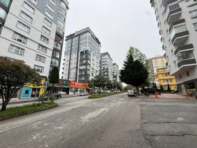 Trabzon Çukurçayır'da Satılık 3+1 Daire 2