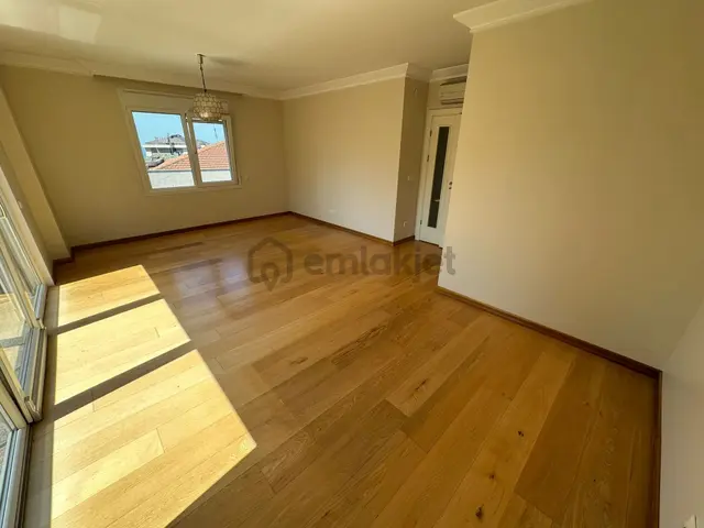 Kalamış Wyndham Otel Karşı Sokağında Satılık Daire 3