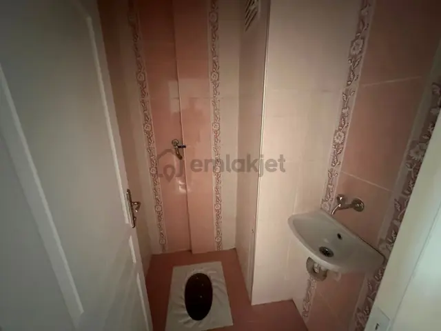 General Zeki Doğanda Natoyolu Yakını 3+1 Masrafsız 110m2 Daire 3