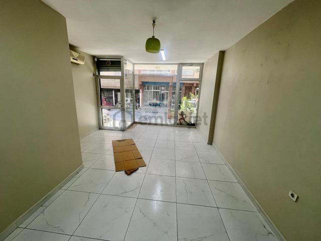 Seba'dan Sefaköy Merkez'de Mutfaklı Wc'li Kiralık Dükkan 25m2 4