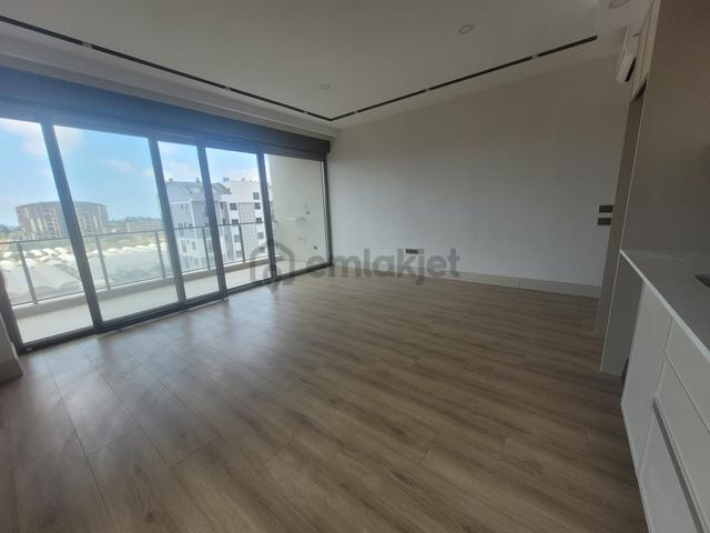 Altıntaş'ta 2+1, Havuzlu Site, Kapalı Otoparklı Kiralık Daire 5