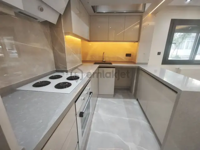 Ekonomi Üniversitesi Yakını Full Tadilatlı Satılık Daire 3