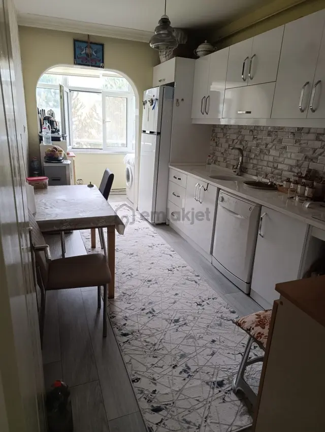 Emek Emlak'tan İlimtepe Belediye Evleri 1.etap B Blok Satılık Daire S-2714 4
