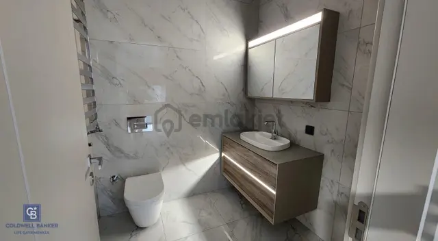 Aylin Berent'ten Evora İzmir'de Deniz Manzaralı Satılık Daire 3