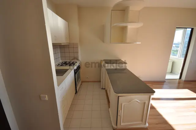Pyramıd'den Ataköy 9.kısım A-8 Blok Balkonlu Boş Temiz 1+1 2