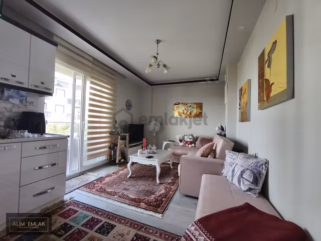 Didim Şehir Merkezinde 4 Yıllık Binada Ön Cephe 1+1 Daire 1