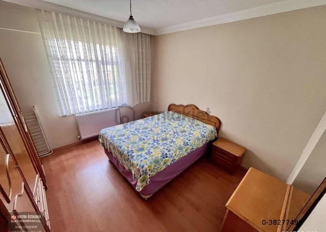 Metin Özdemir`den Site İçerisinde Çok Geniş Çift Balkon3+1y.girş 5