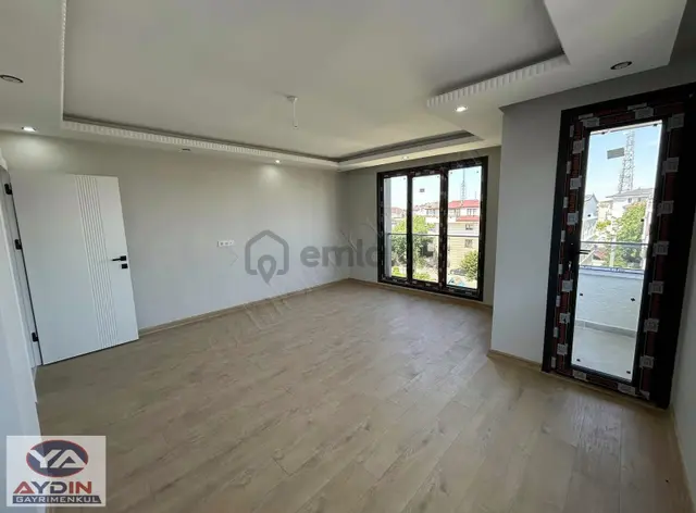 Darıca Bağlarbaşın Da 3+1 Ferah 120 M2 Asansörlü Satılık Daire 2