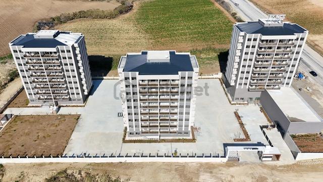 7/24 Özel Güvenlikli Yatay Mimariye Sahip Kat Mülkiyetli Kapalı Mutfaklı Cazip Kaçmaz Fırsat 7/24 Özel Güvenlikli Yatay Mimariye Sahip Kat Mülkiyetli Kapalı Mutfaklı Cazip Kaçmaz Fırsat