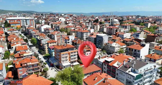 Re/max İnci'den Zahire Pazarı Camii Karşısı 4 Katlı Satılık Komple Bina 3