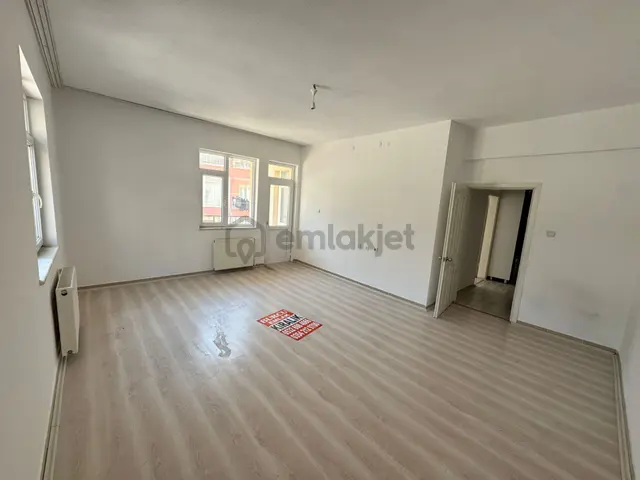 Merkez De 3+1 Kiralık Daire İsteyenlere***burcu Emlaktan*** 5