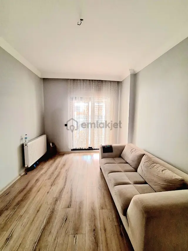 Karacabey Merkez Rungucpasa Mahallesi Satılık 4+1 Daire 3