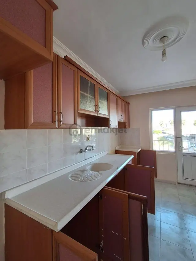 Erdemli Kocahasanlı'da Ferah Kiralık Daire 3
