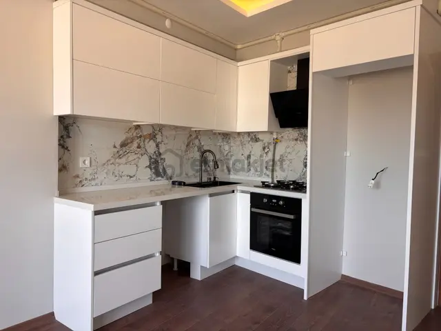 Şehir Merkezinde Modern Detaylarla Tasarlanmış Keyifli Yaşam Alanı! 3
