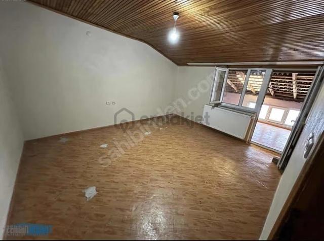 50.yıl Mah Satılık Çatı Kat Daire Merkezi Konumda 50.yıl Mah Satılık Çatı Kat Daire Merkezi Konumda