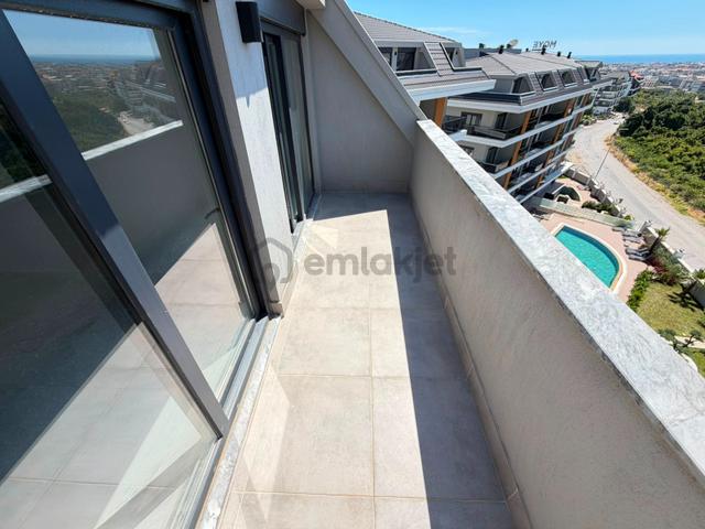 Oba Moye Sitesi'nde Kiralık 3+1 Lüks Daire 4