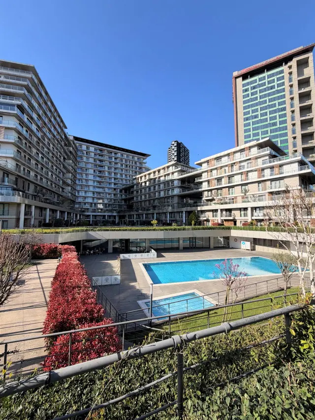 İstanbul House'dan Greenis'te 2+1 Lüx Bahçe Katı