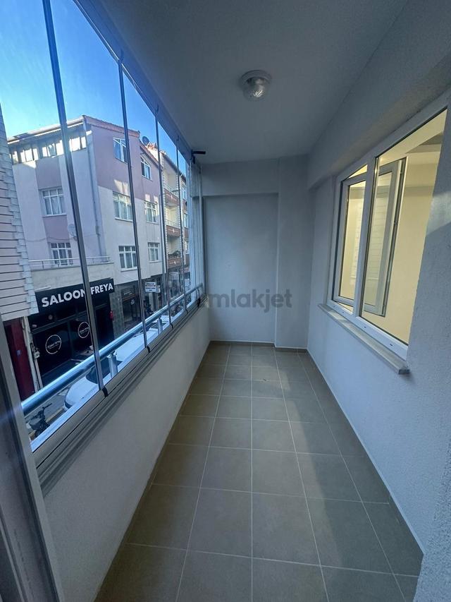 Yeni Mah. Çarşı İçi Kiralık Geniş 2+1 125m² Teraslı Daire 5