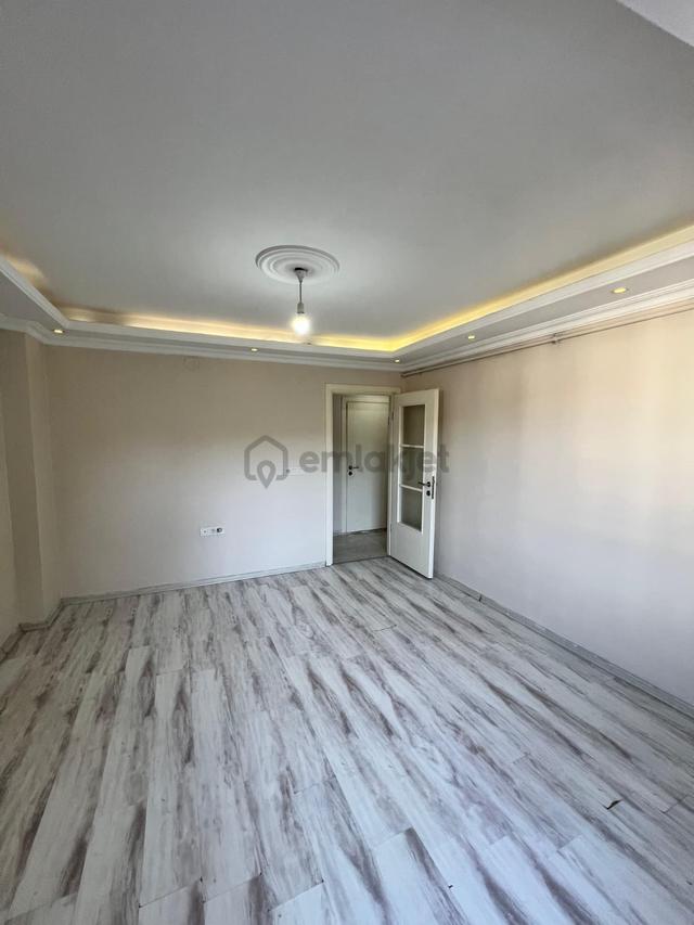 Sahibinden Rami Cuma Mahallesi Kiralık Lüks 1+1 Yüksek Giriş 4
