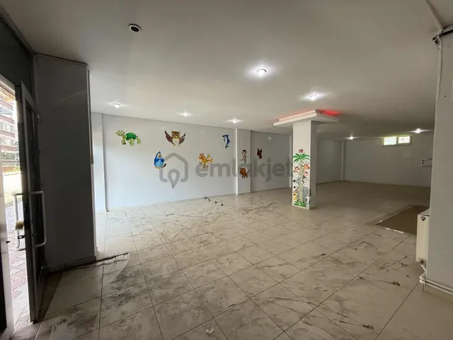 Yağmur Emlak'tan Tekkeköyde Merkezi Konumlu Doğalgazlı Dükkan 2