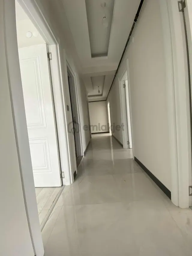 Bursa Nilüfer Akçalar'da Sıfır Satılık Oturuma Hazır 3+1 Daire 4