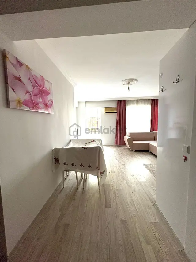 Berkay Emlaktan Eşyalı Satılık 1+1 4