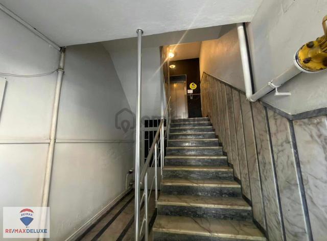 İzmit Merkezde 1. Kat Ofis İşletmelerine Uygun Kiralık 3+1 Daire 4