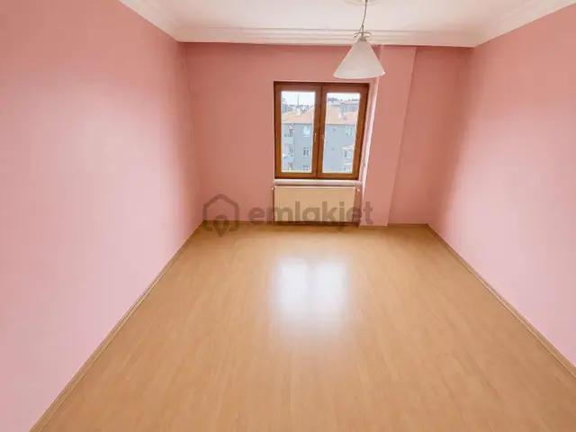 Akşemsettinde Kiralık Daire 2