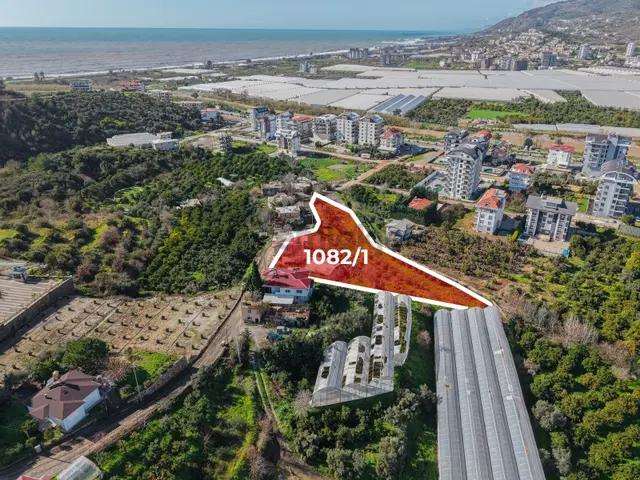 Alanya Demirtaşta İmar Sınırında 5.609 M² Fırsat Tarla 1