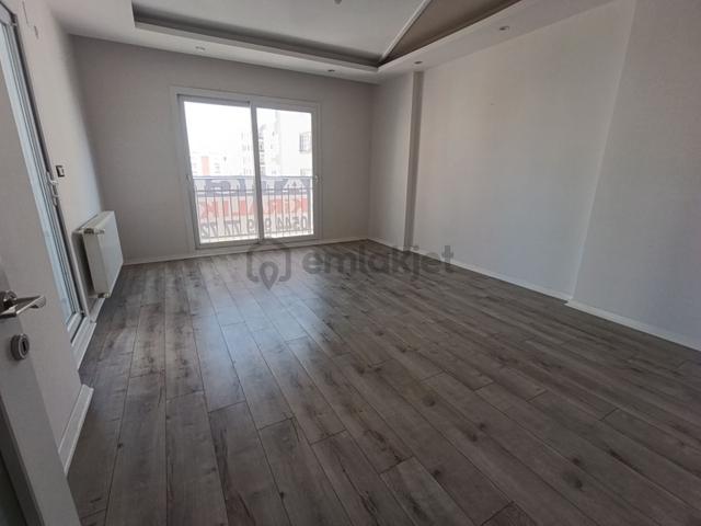Atıcı'dan Belediyenin Yanında Kiralık Kombili 2+1 Daire. Atıcı'dan Belediyenin Yanında Kiralık Kombili 2+1 Daire.