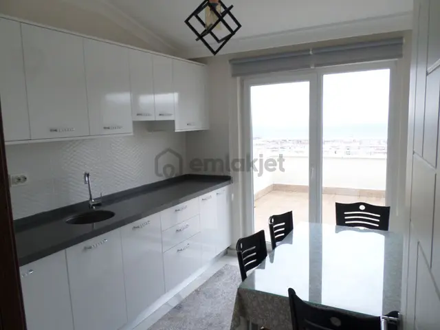 Mudanya Eğitim Mah. De Satılık Dublex Daire 5+2 Site İçi Ful Deniz Manzaralı 7 Yıllık Yeni Konforlu 5