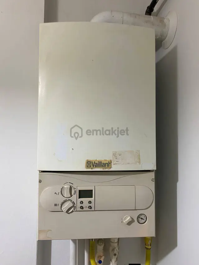 Samsun İlkadım Reşadiye Mahallesi'nde Yüksek Giriş 2+1 3