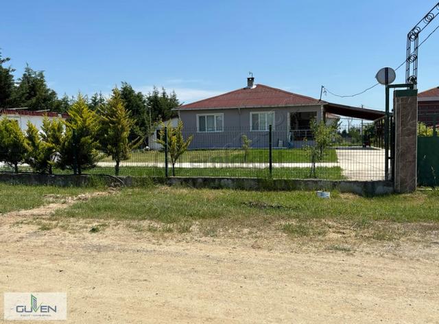 Güven'den 840m² Tek Tapu İmarlı Arsa Tüm Alt Yapıları Mevcut !!! 3