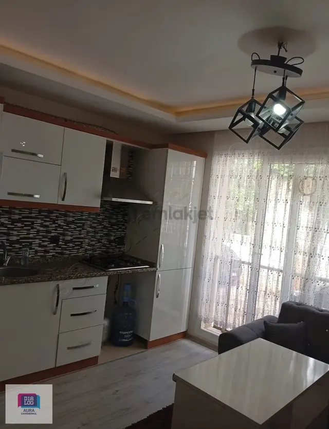 Buca Yaylacık'ta Eşyalı 1+1 Satılık Daire 4