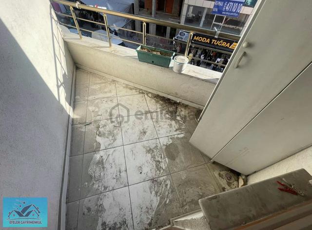 Esenyurt Merkez'de 2+1, 95m², Cadde Üstü, Asansörlü Daire 4