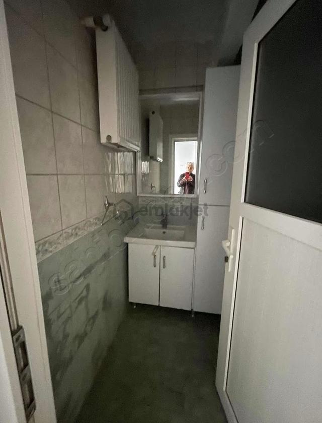 Sarıyer,büyükdere'de Caddeye Yakın Satılık Daire 5