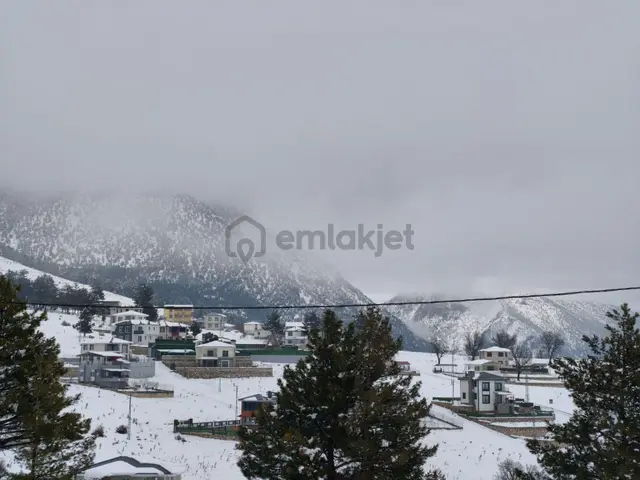 Kar Emlaktan Yenikonacık Bozkırlı Mevkiinde 400 M2 Satılık Arsa 3