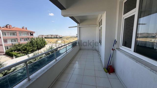 Kosova Mah Eşyalı 1+1 Kiralık Stüdyo Daire Servis Güzergahı Üzer 4